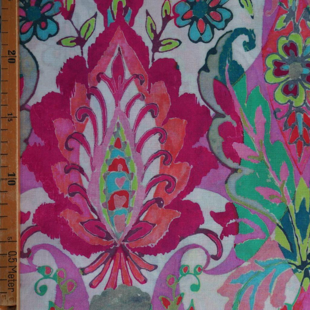 Leichte Baumwolle flächiger Blütendruck pink grün